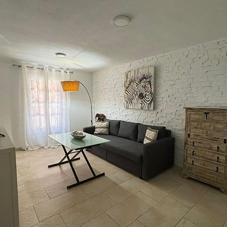 Panther Home Pureza Seville Exterior photo